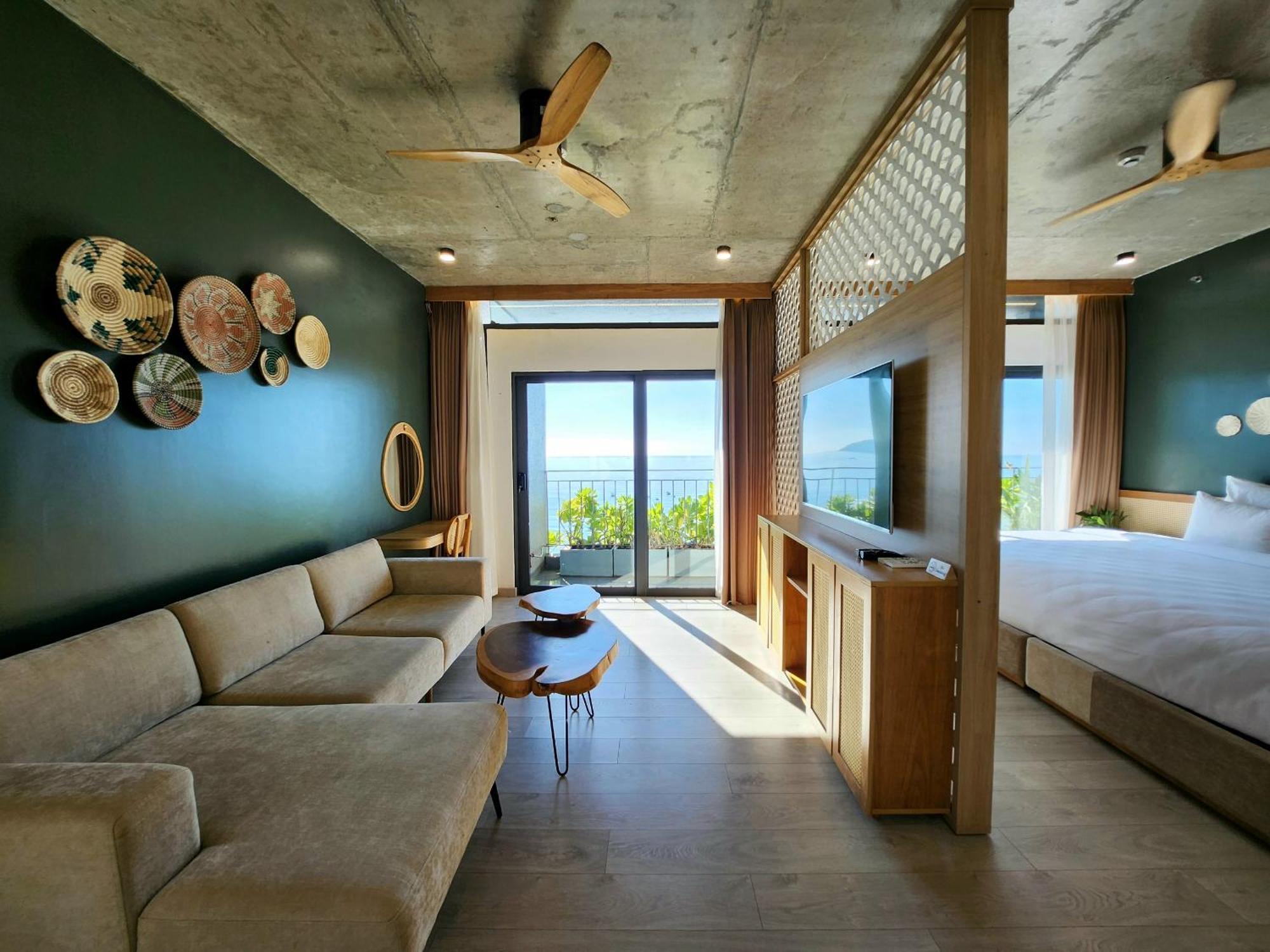 Leaf Beachfront Hotel 다낭 외부 사진