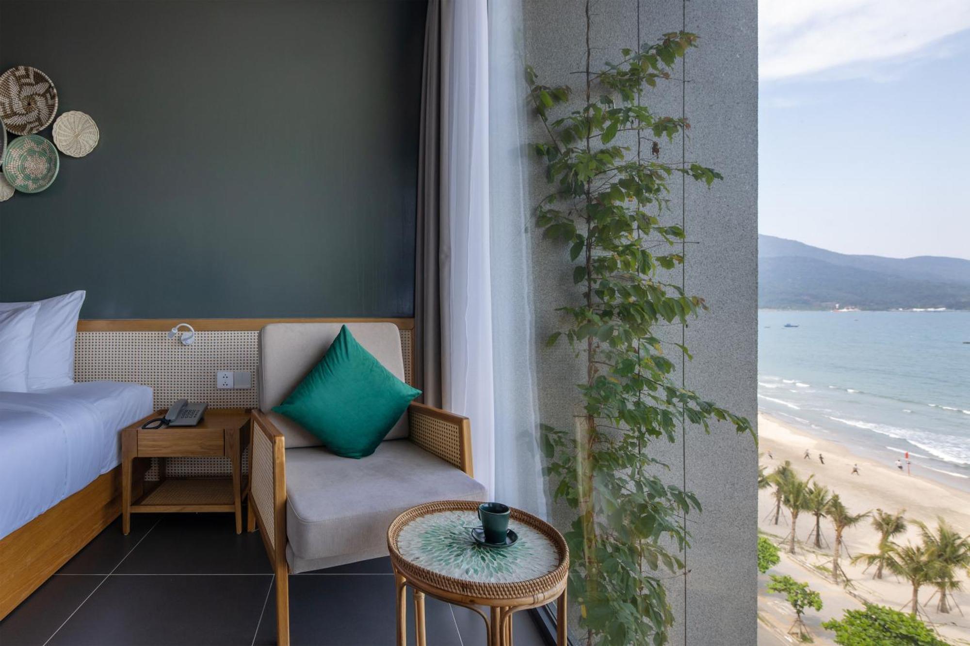 Leaf Beachfront Hotel 다낭 외부 사진