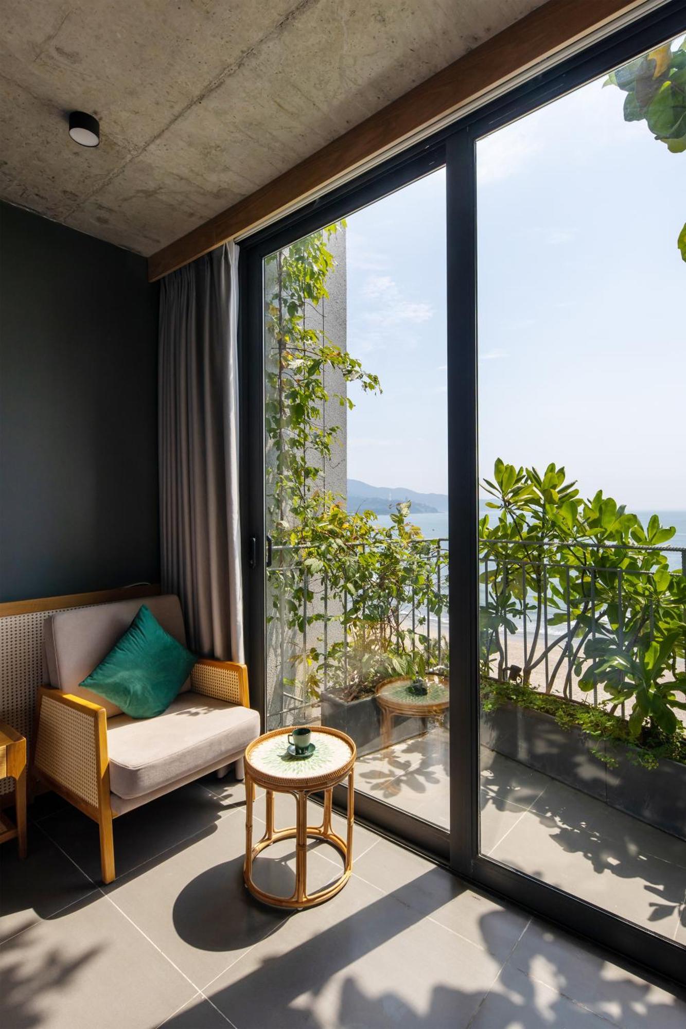 Leaf Beachfront Hotel 다낭 외부 사진